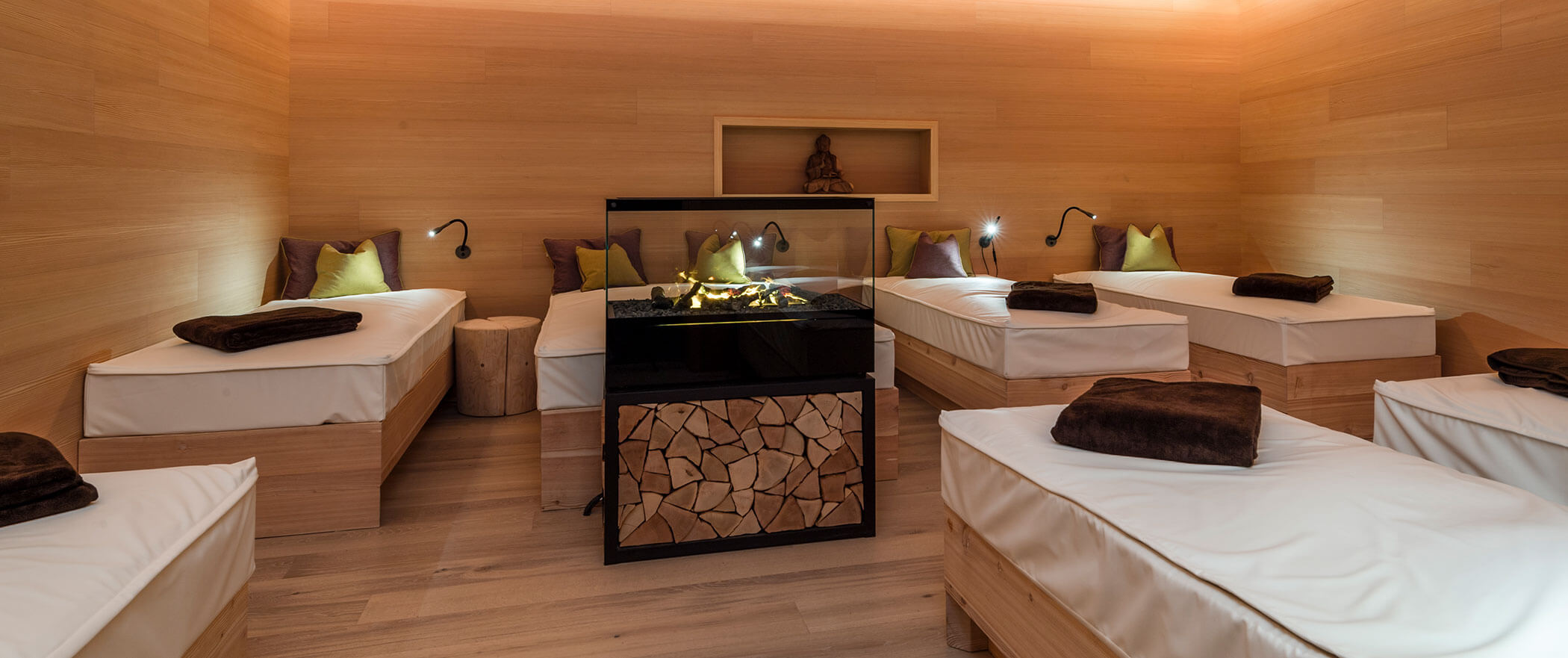 Sala relax con diversi letti ad acqua - Vitalhotel Erica